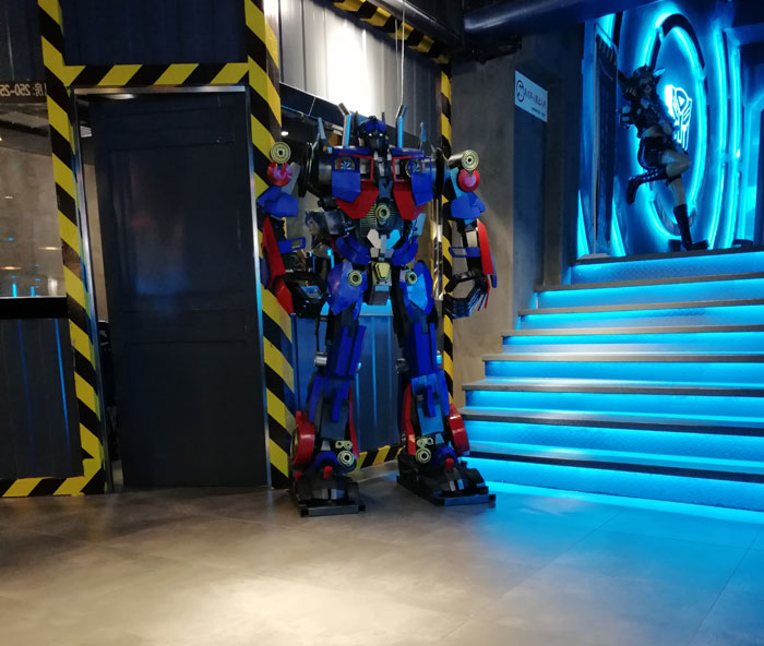 金艾陶現代仿古磚案例:別說了,一起去這個1000方的網咖開黑!