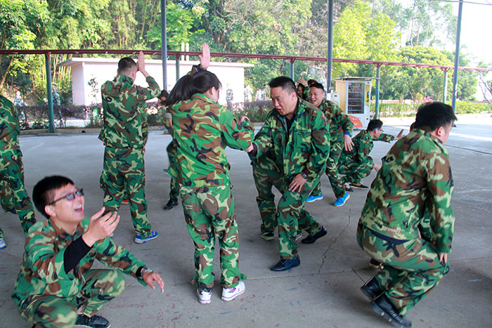 2017年2月13-15日，金艾陶“虎狼道”戶外拓展訓練圓滿結束
