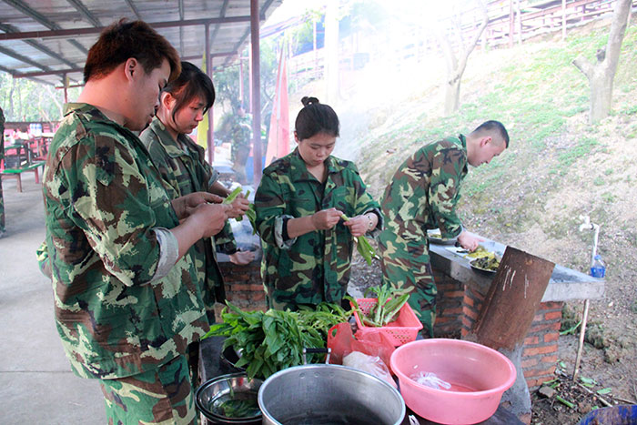 2017年2月13-15日，金艾陶“虎狼道”戶外拓展訓練圓滿結束