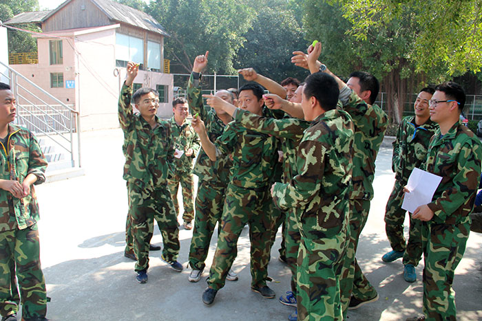 2017年2月13-15日，金艾陶“虎狼道”戶外拓展訓練圓滿結束